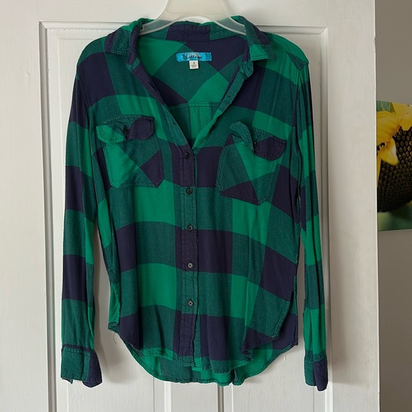 Green/Blue Plaid Button Up - Picture 1 of 3